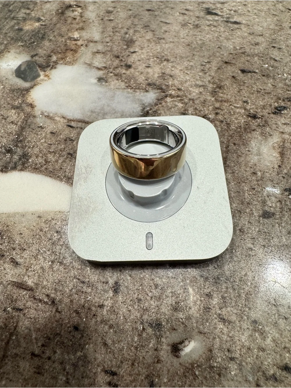 Gold Oura Ring Gen 4 Size 8 with original charging dock